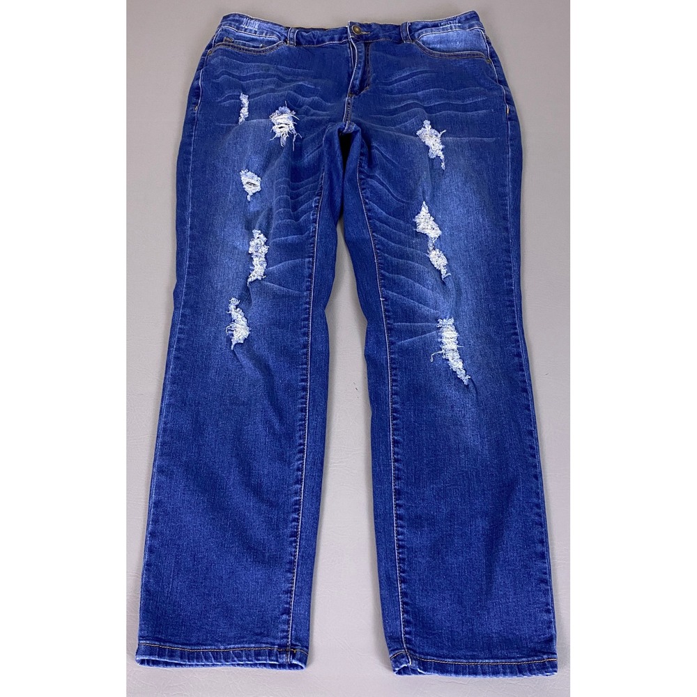 Chic Soul Jeans Women's Size 16‎ Blue Distressed Straight Leg Medium Wash Denim